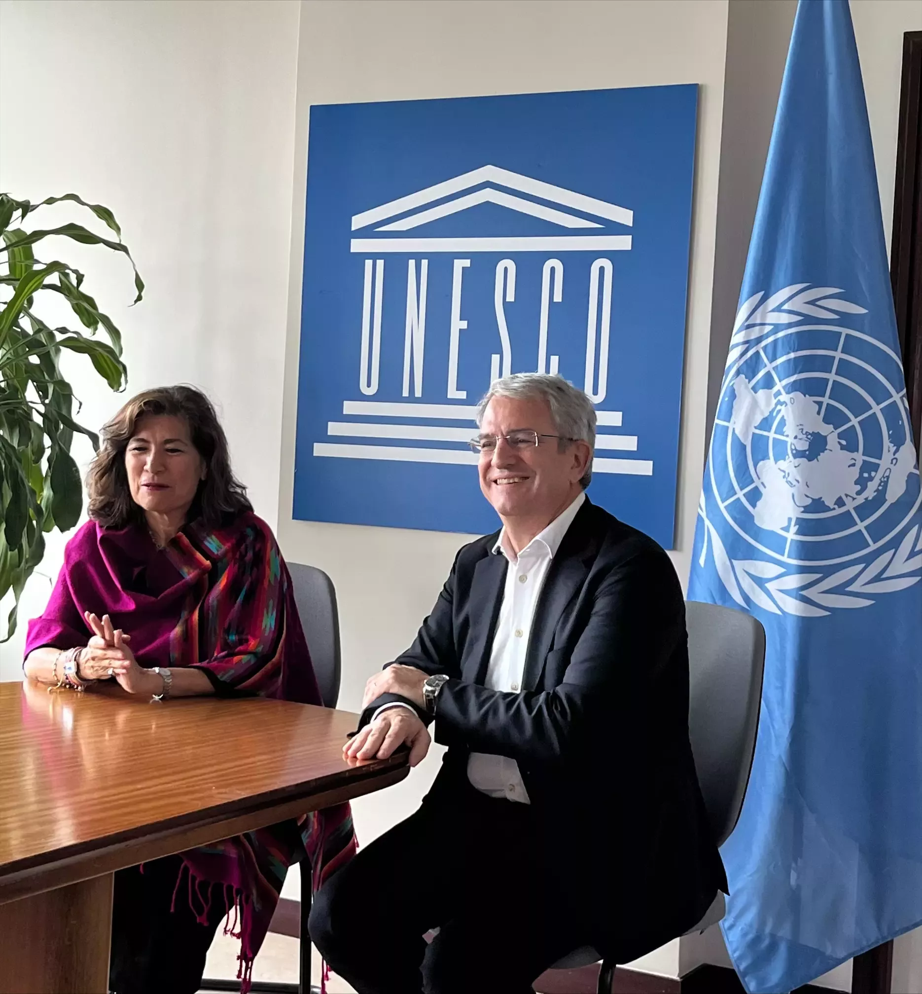 Alianza con la UNESCO para invertir en el potencial de las juventudes