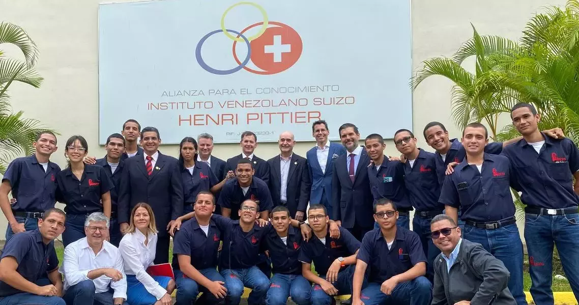 Instituto Venezolano Suizo Henri Pittier graduó a 300 técnicos